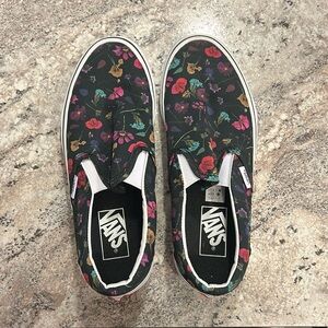 LIKE NEW - Classic Slip On Vans Multi Color Floral. Size 8. Barely worn.